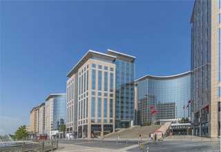 原地干白葡萄酒庄园