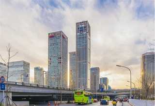 平衡旋转门安装